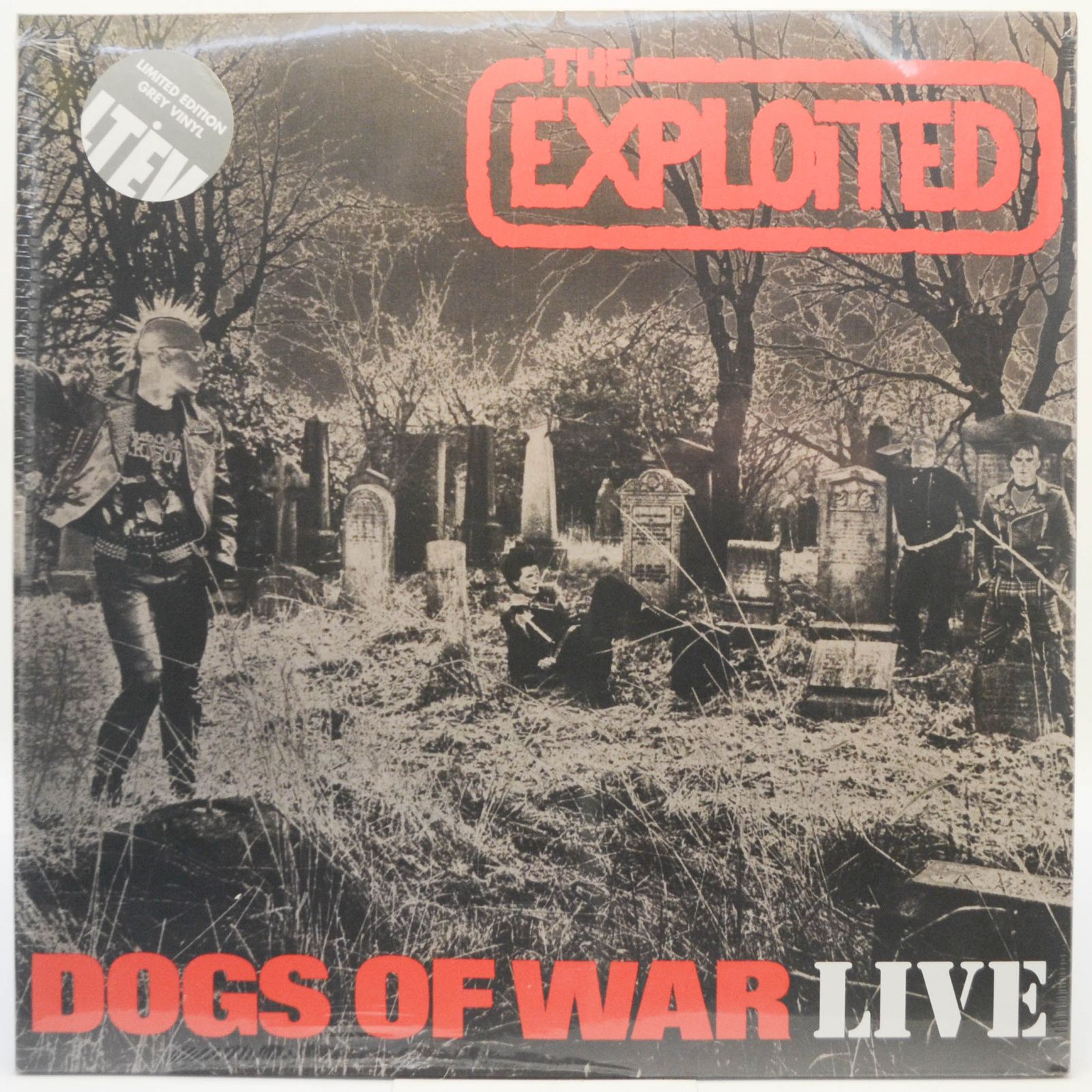 Exploited ‎ — Dogs Of War Live, 2015