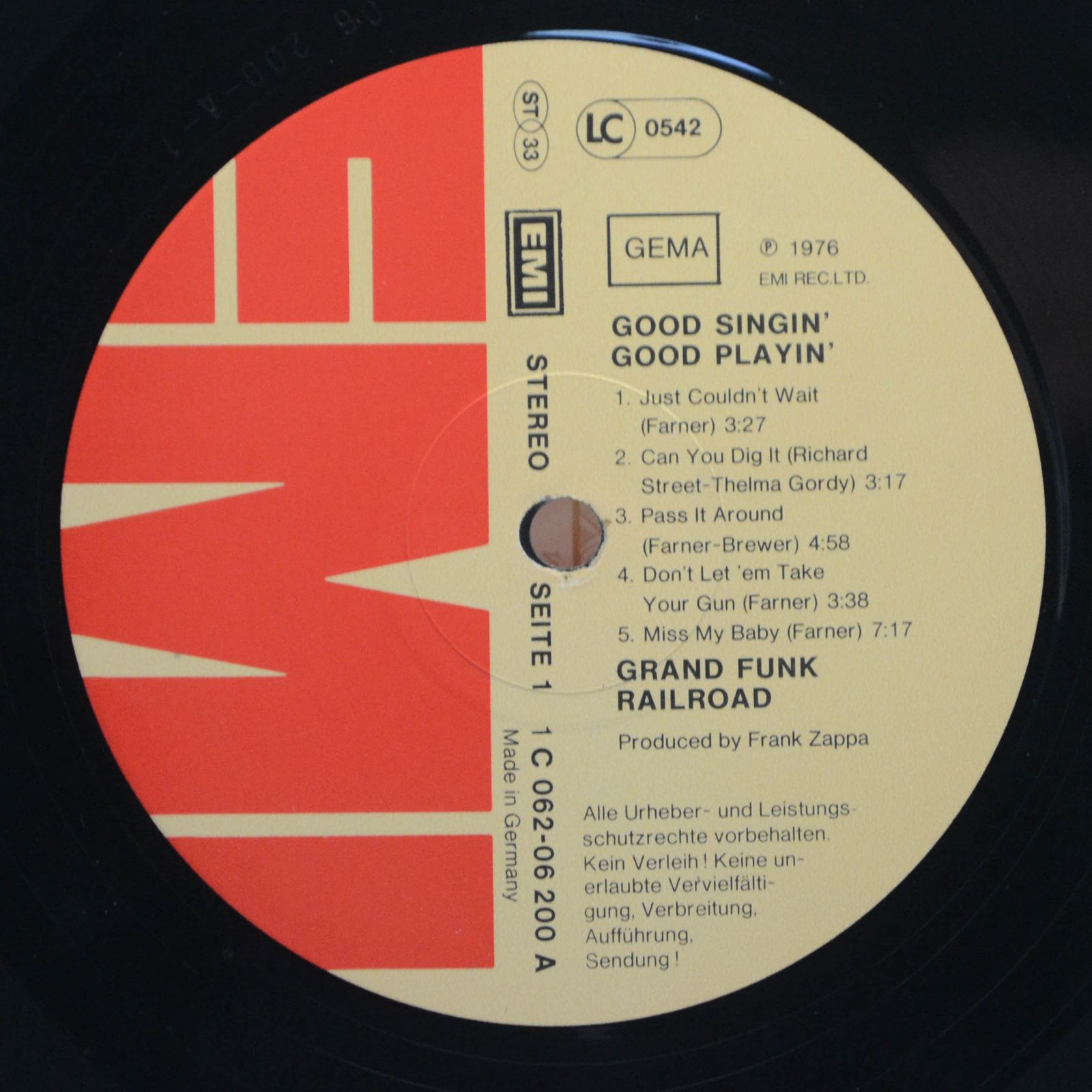 Grand Funk Railroad — Good Singin' Good Playin', 1976