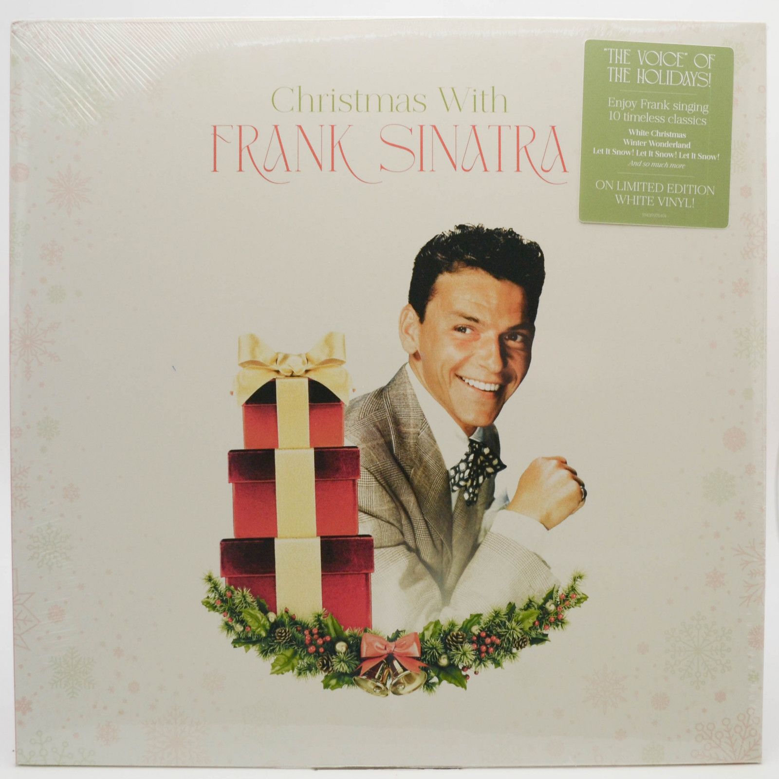 Sinatra christmas. Frank Sinatra Christmas with Frank Sinatra Vinyl. Фрэнк Синатра надгробие 2022. Frank Sinatra - Christmas with Frank Sinatra White Vinyl.