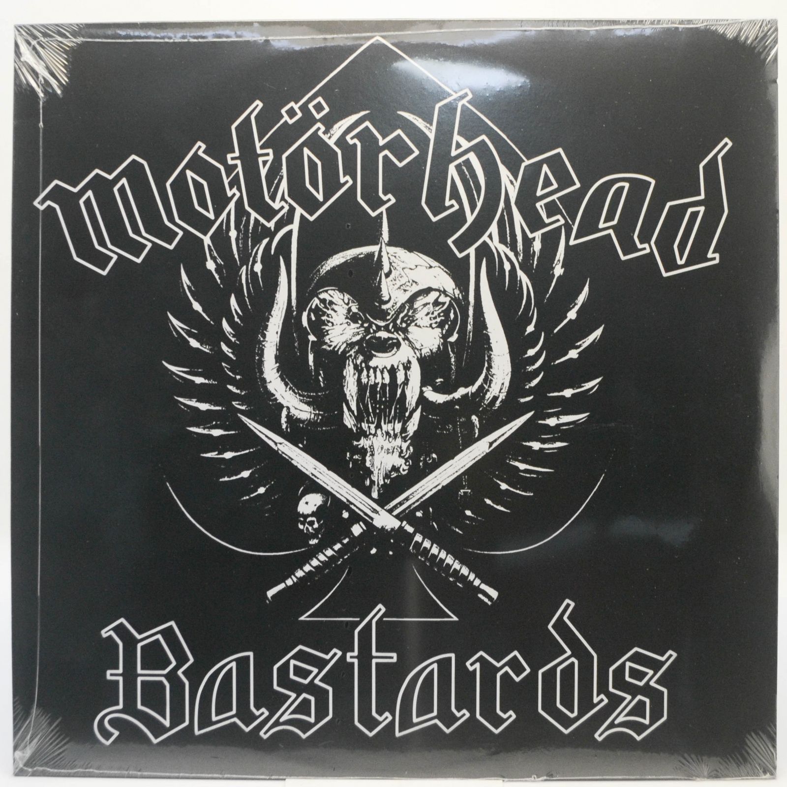 Motörhead — Bastards, 2013