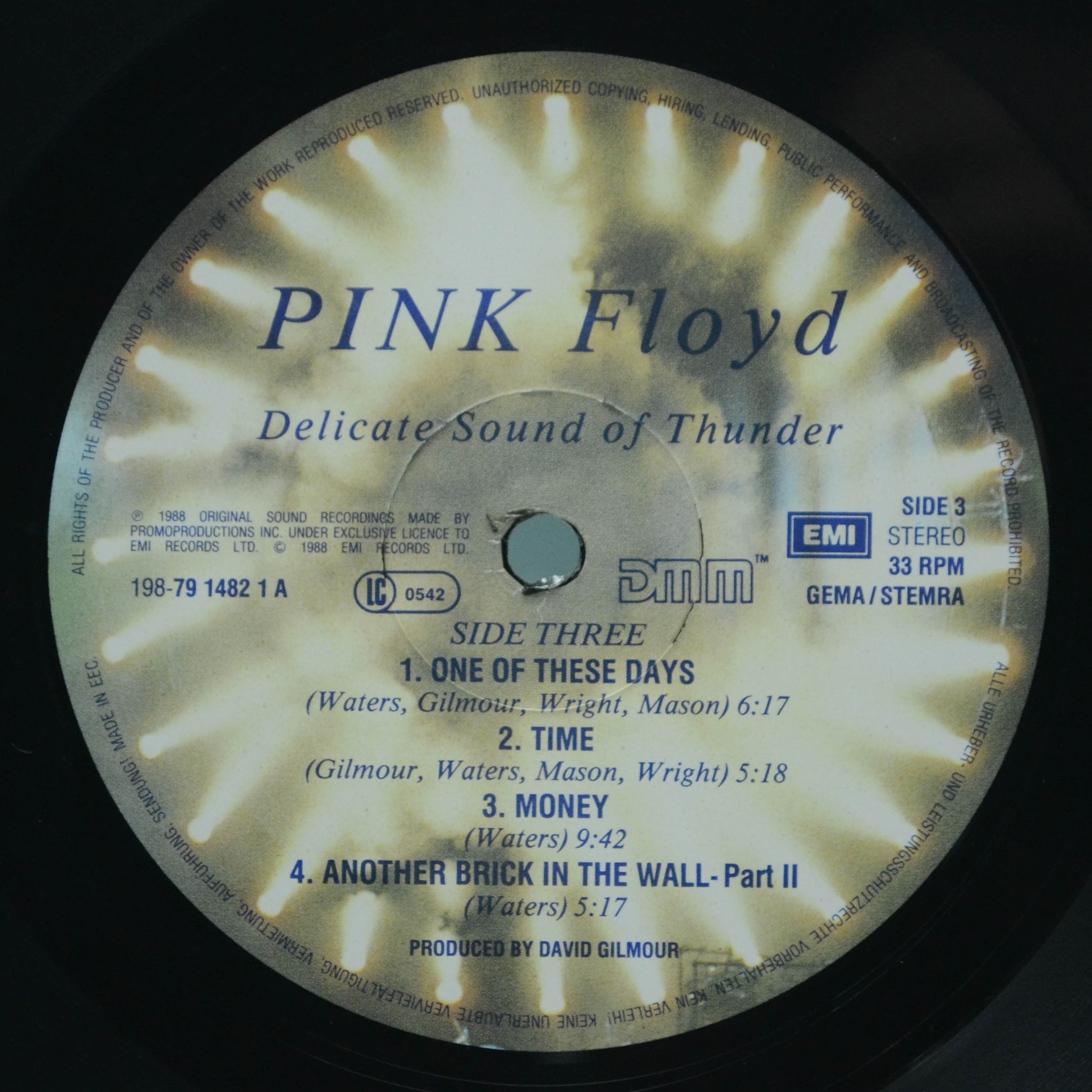 Pink Floyd — Delicate Sound Of Thunder (2LP), 1988