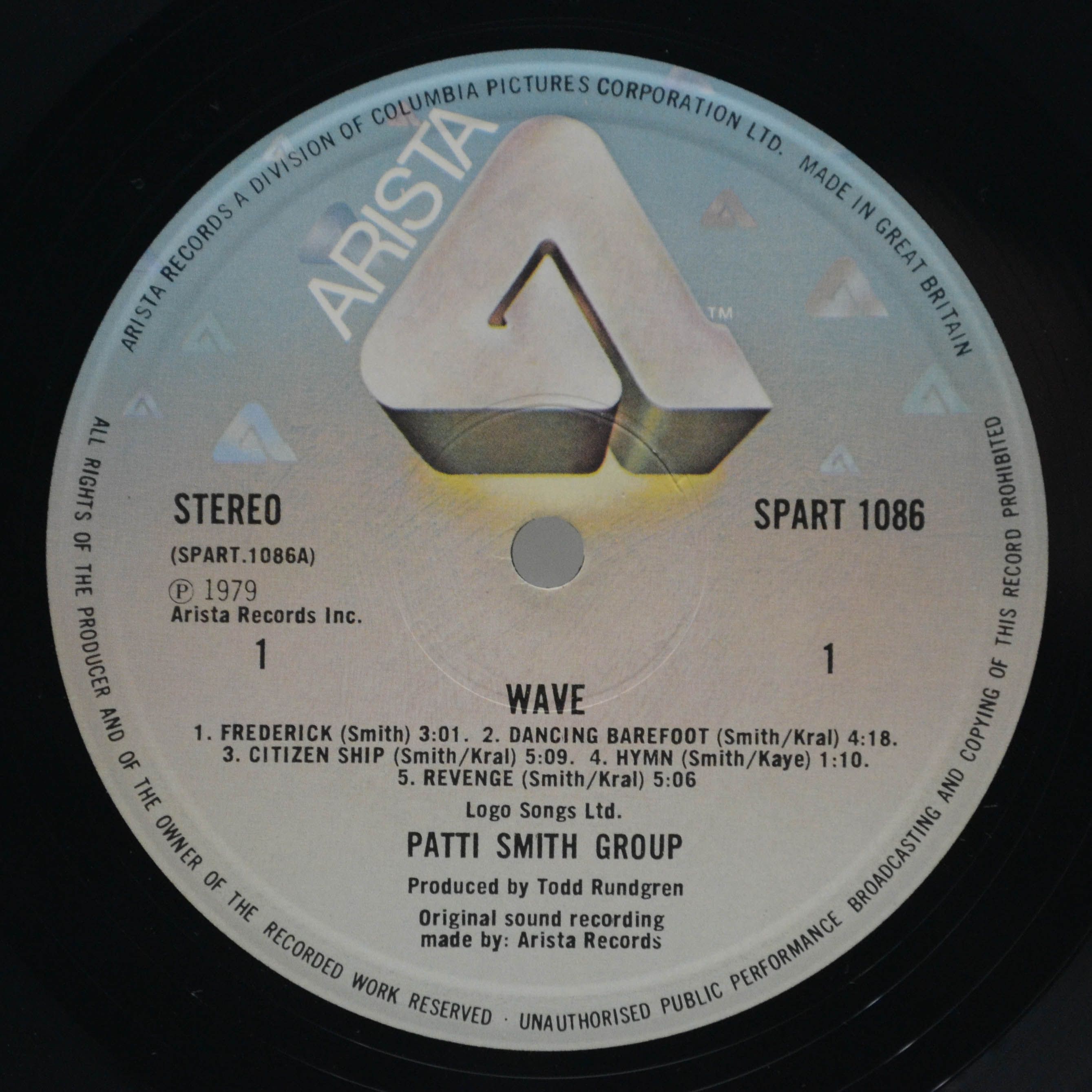 Patti Smith Group — Wave (UK), 1979