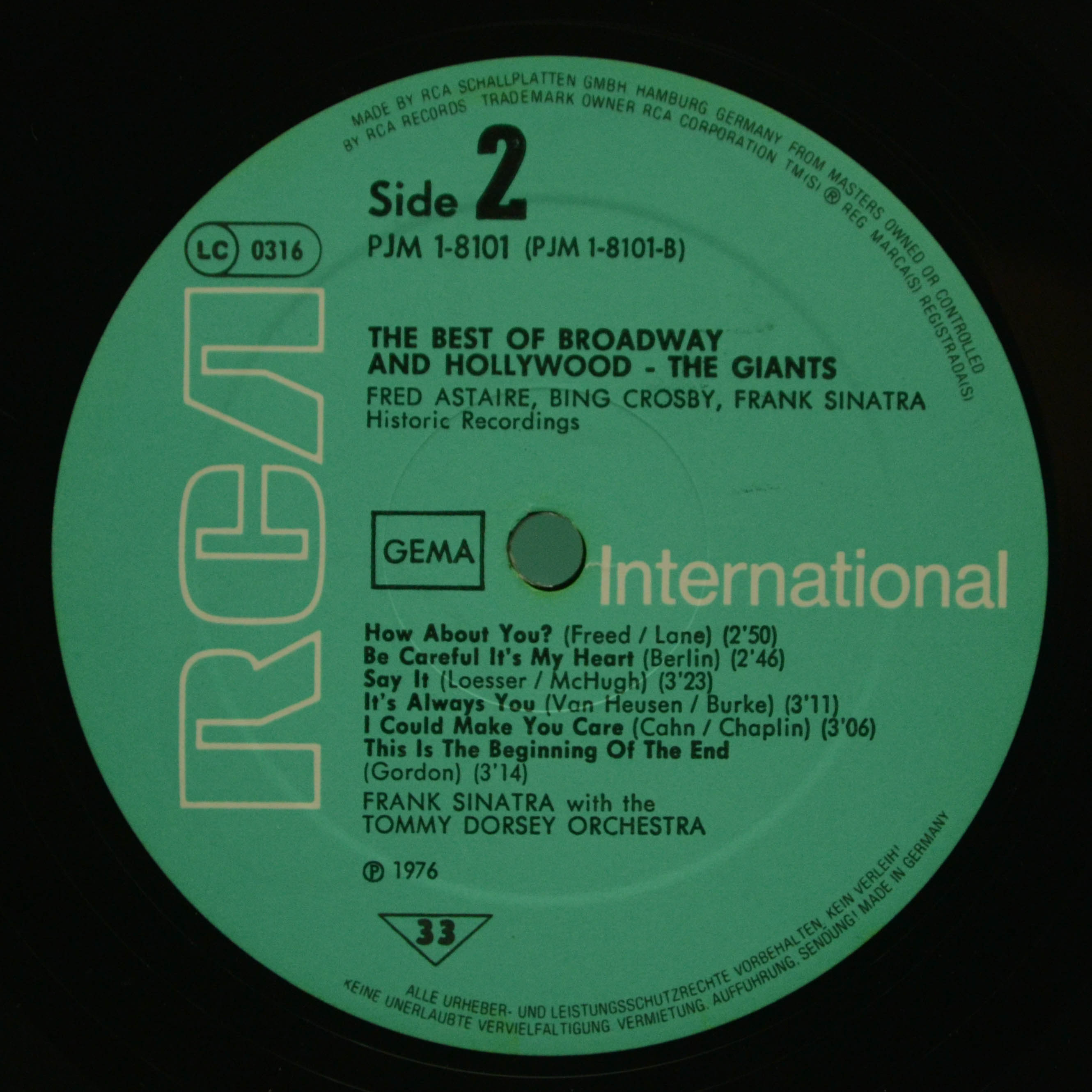 Виниловая пластинка Frank Sinatra, Fred Astaire, Bing Crosby — The Best Of Broadway And Hollywood - The Giants, 1976