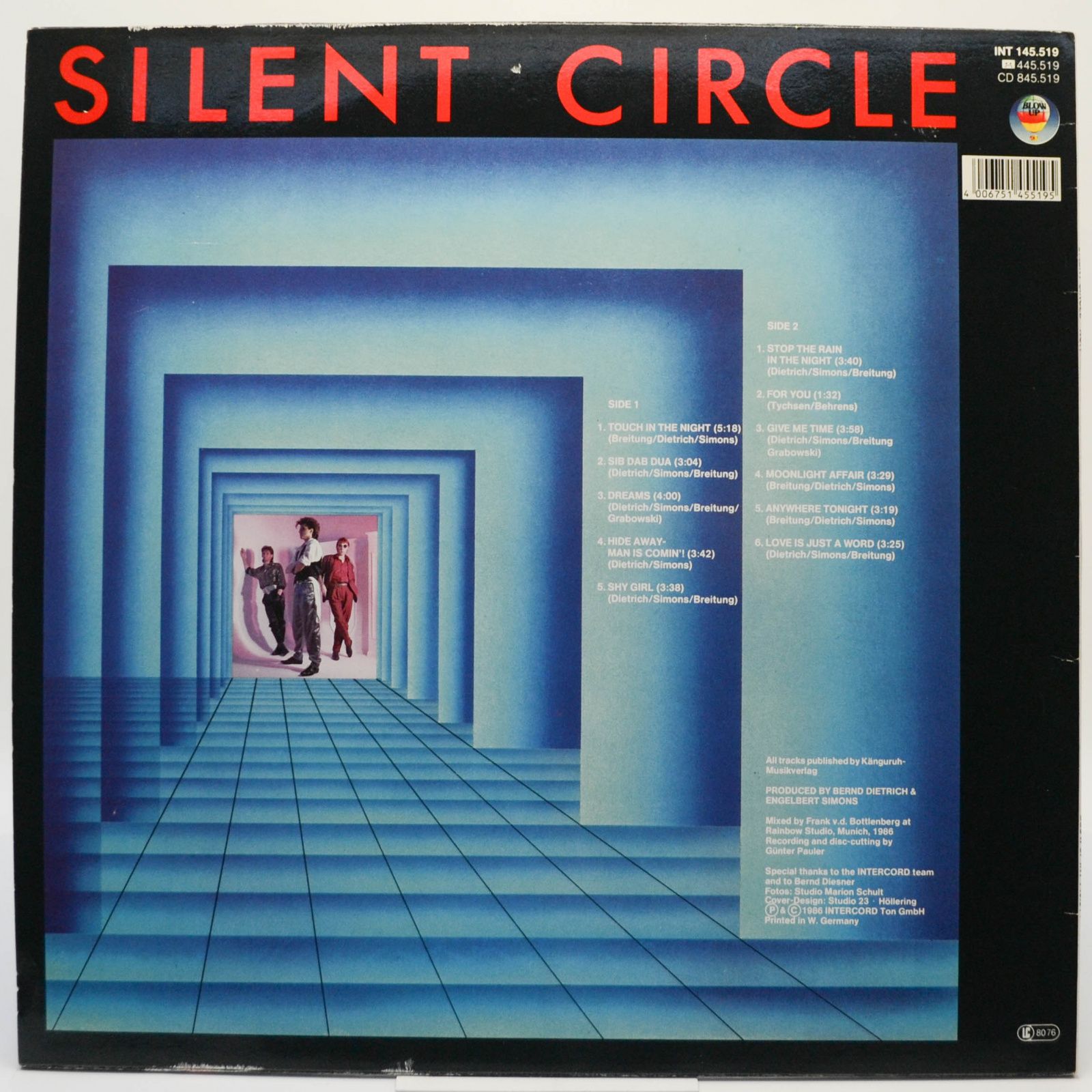 Touch the night silent песня. Silent circle no. 1 1986. Silent circle 1986 no 1 LP. Виниловая пластинка Silent circle. Silent circle 1986 пластинка.