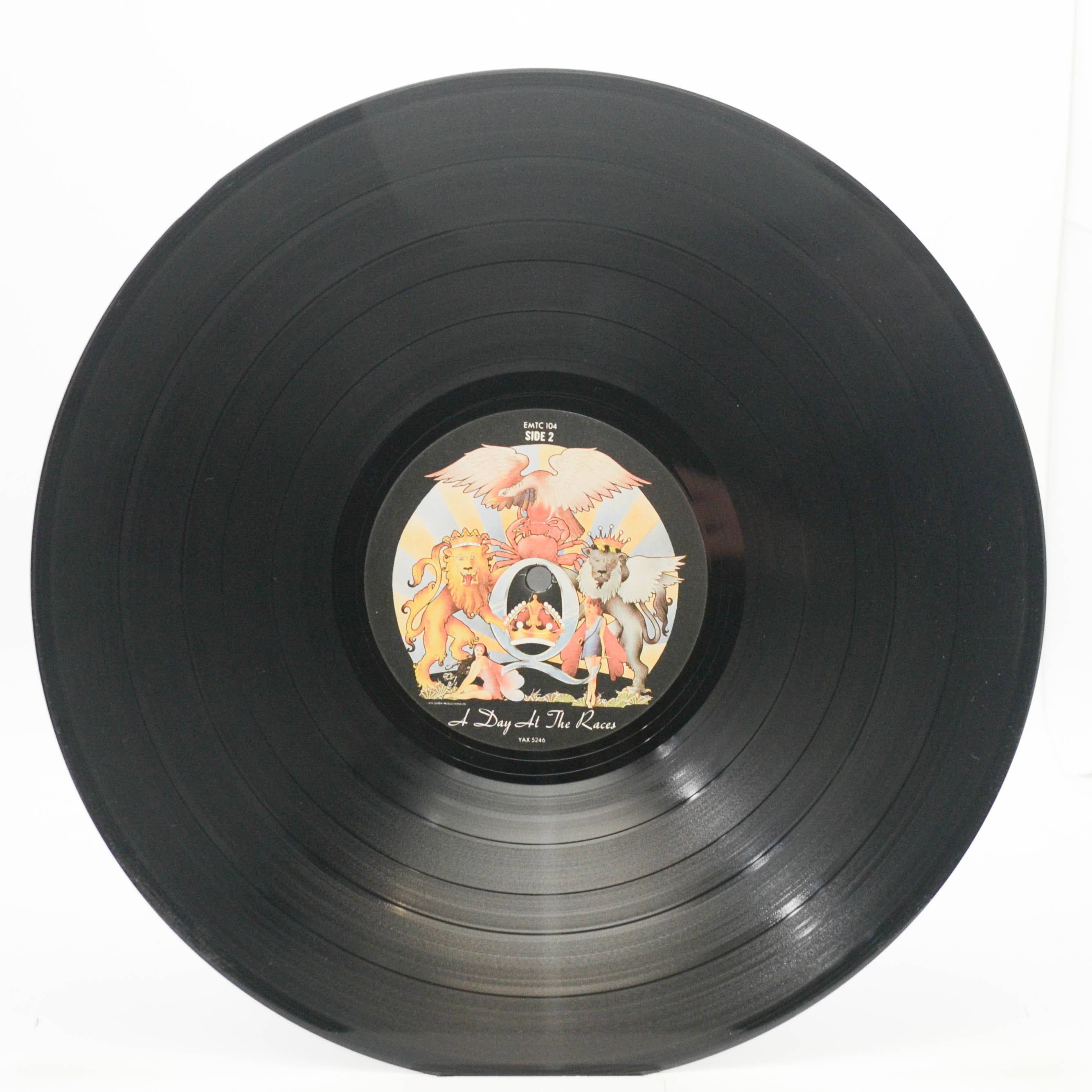 Queen — A Day At The Races (UK), 1976