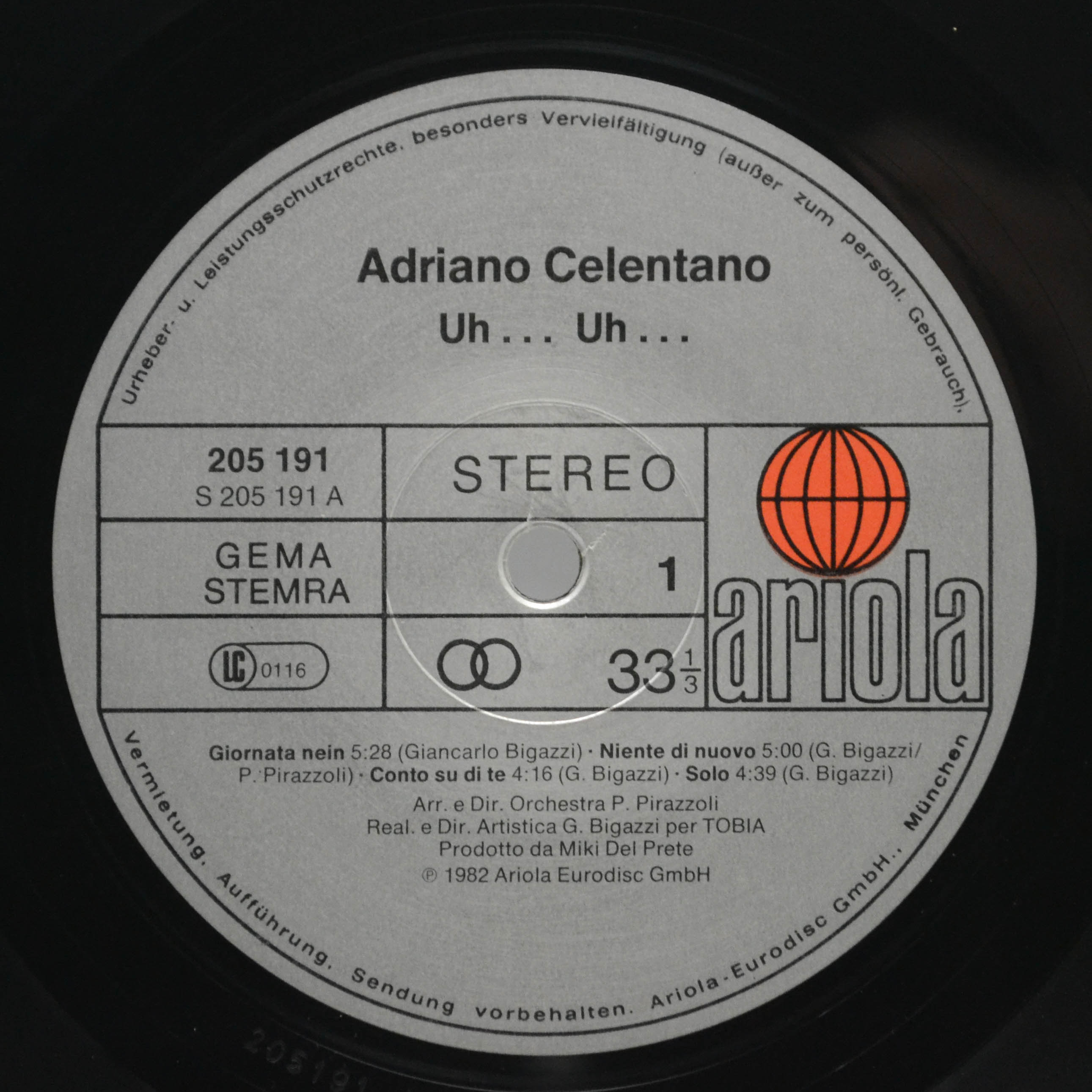 Adriano Celentano — Uh… Uh…, 1982