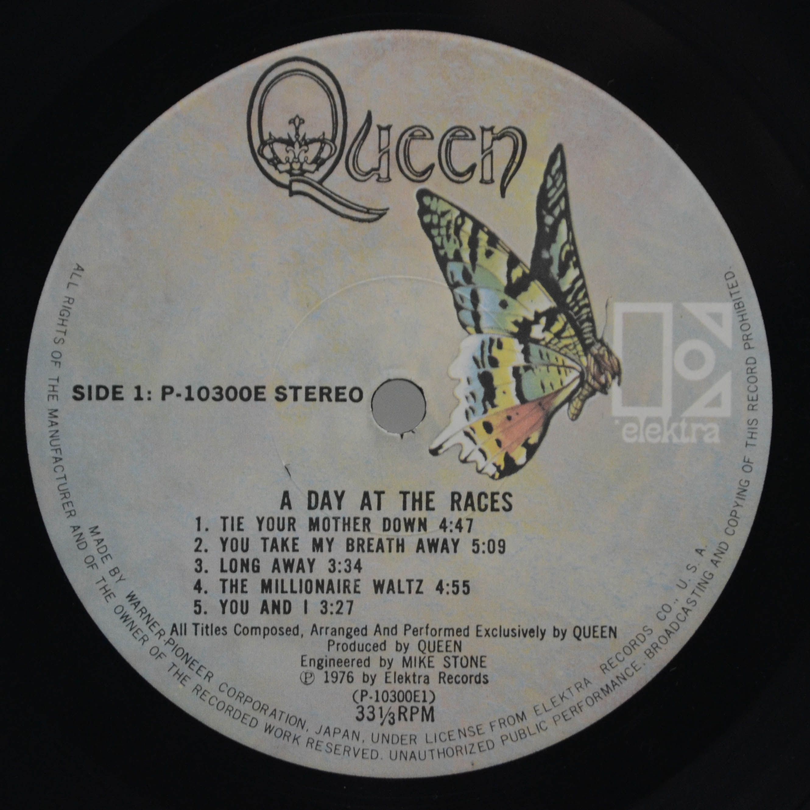 Queen — A Day At The Races, 1976