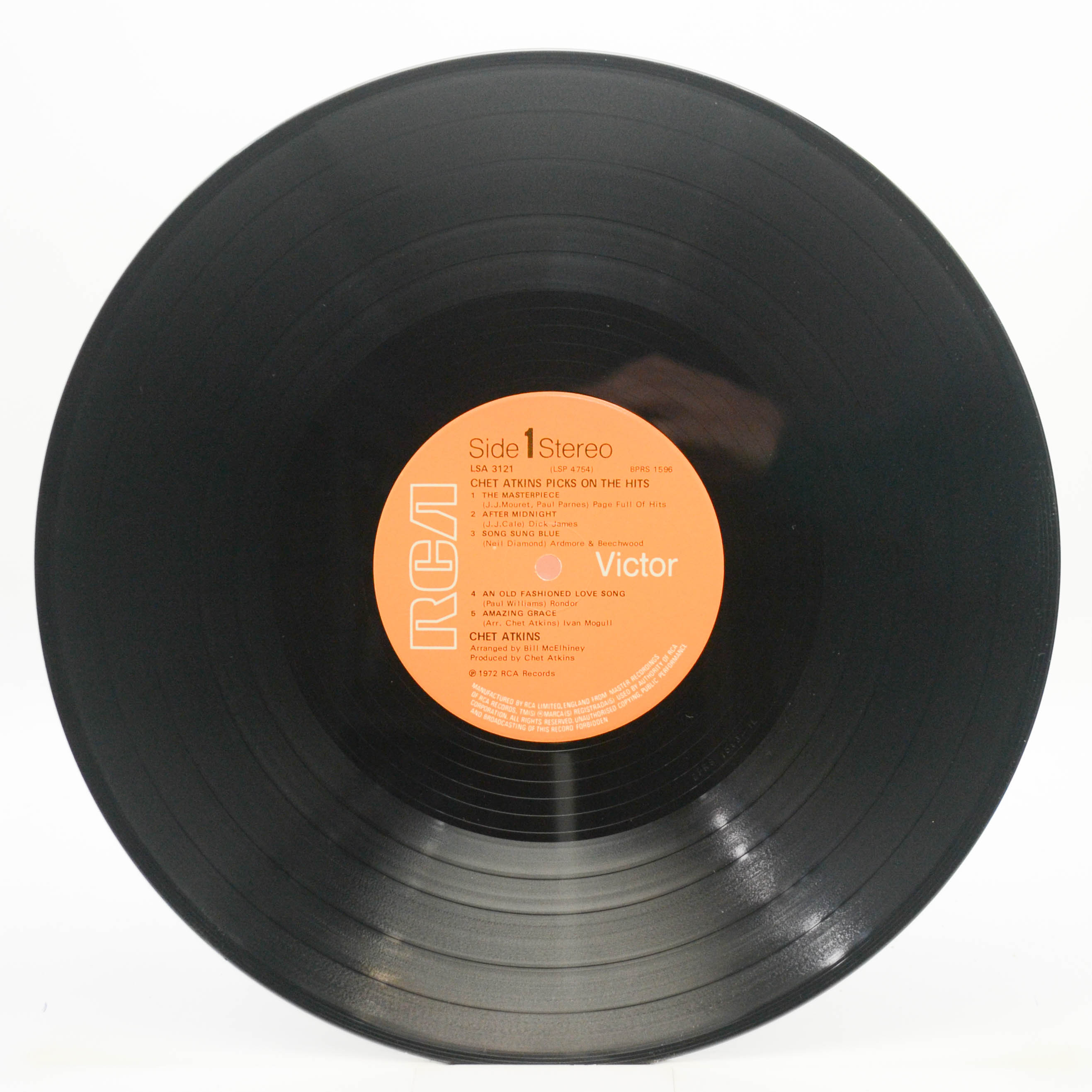 Chet Atkins — Picks On The Hits (UK), 1972