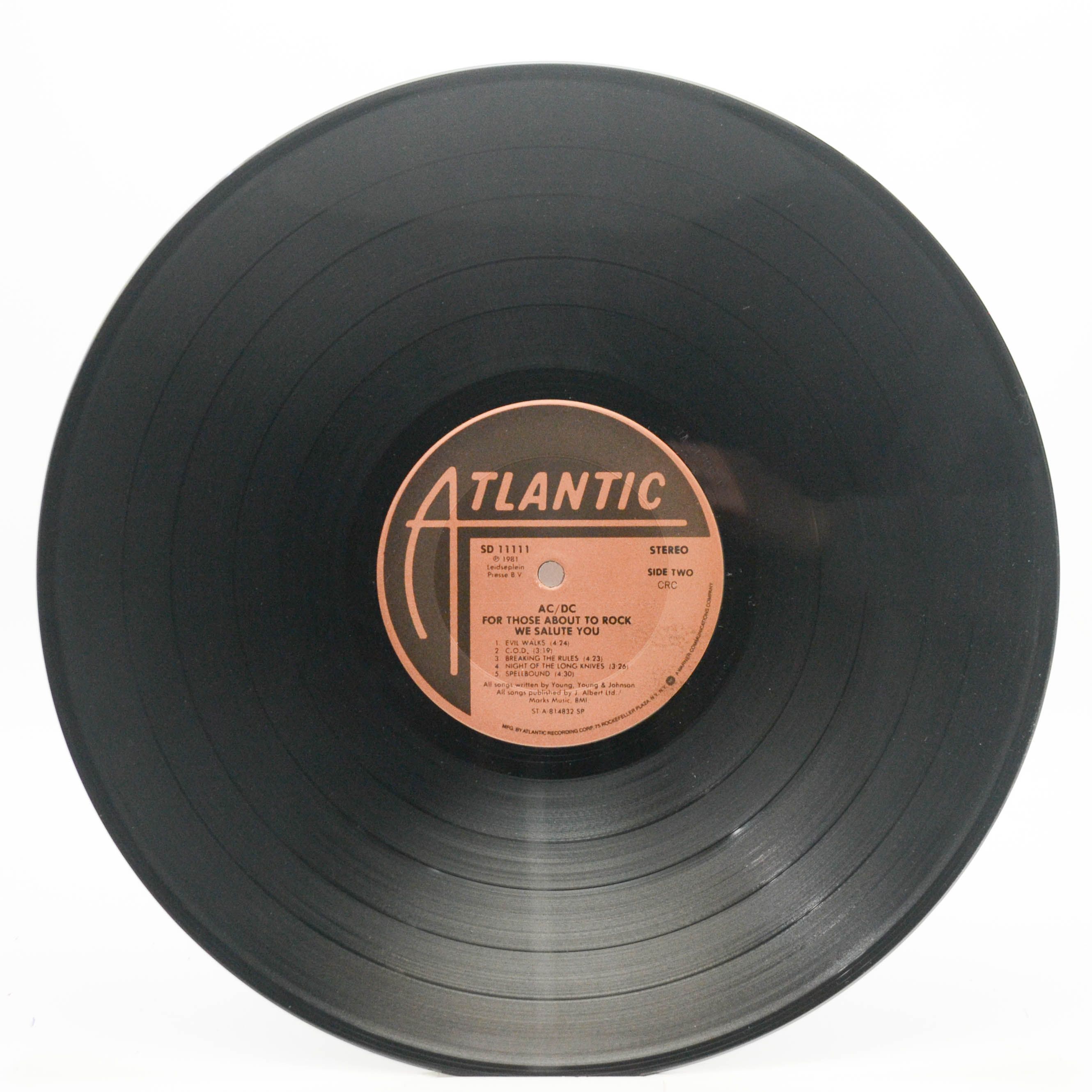 AC/DC — For Those About To Rock (We Salute You) (USA), 1981