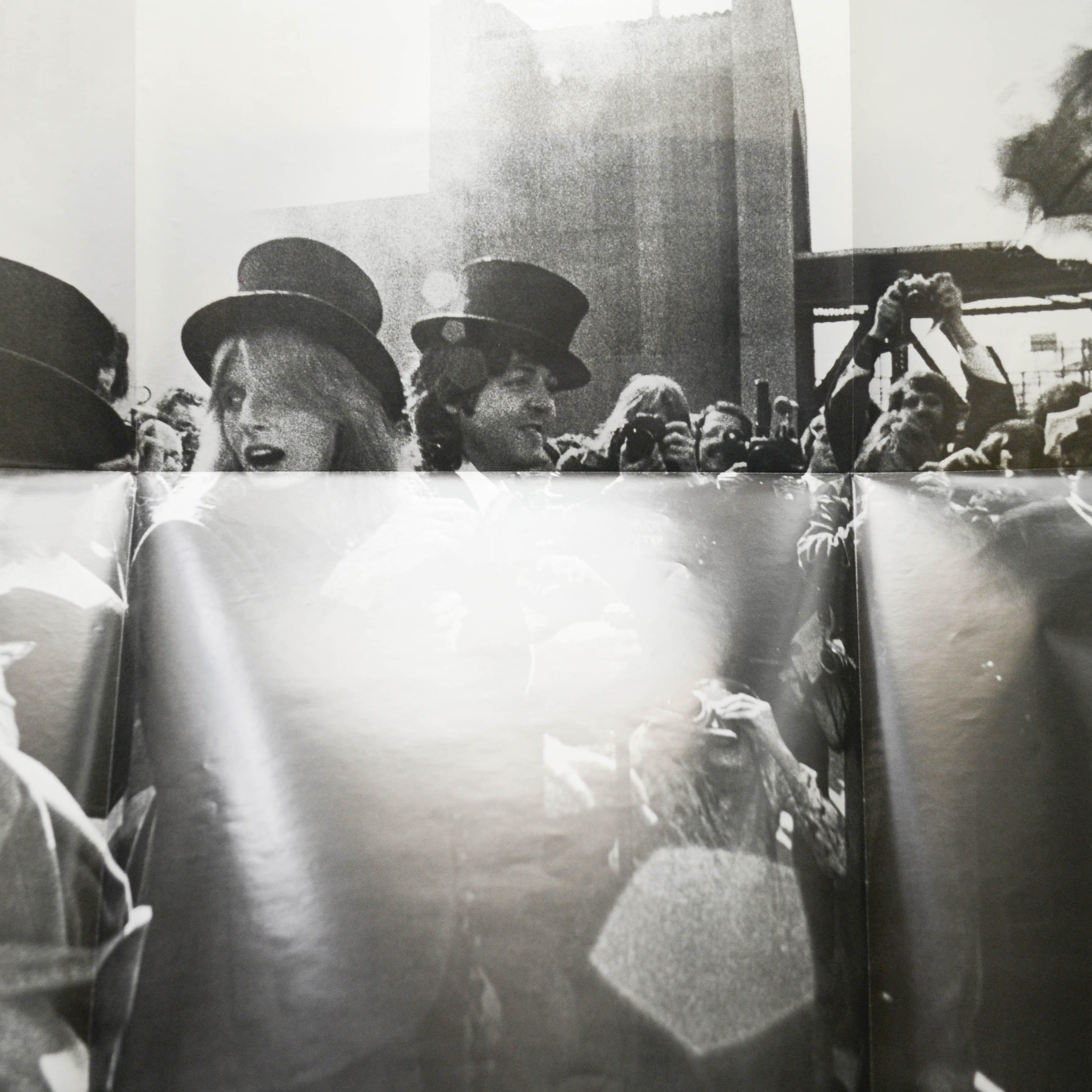 Wings — Venus And Mars (2 posters, 2 stickers), 1975