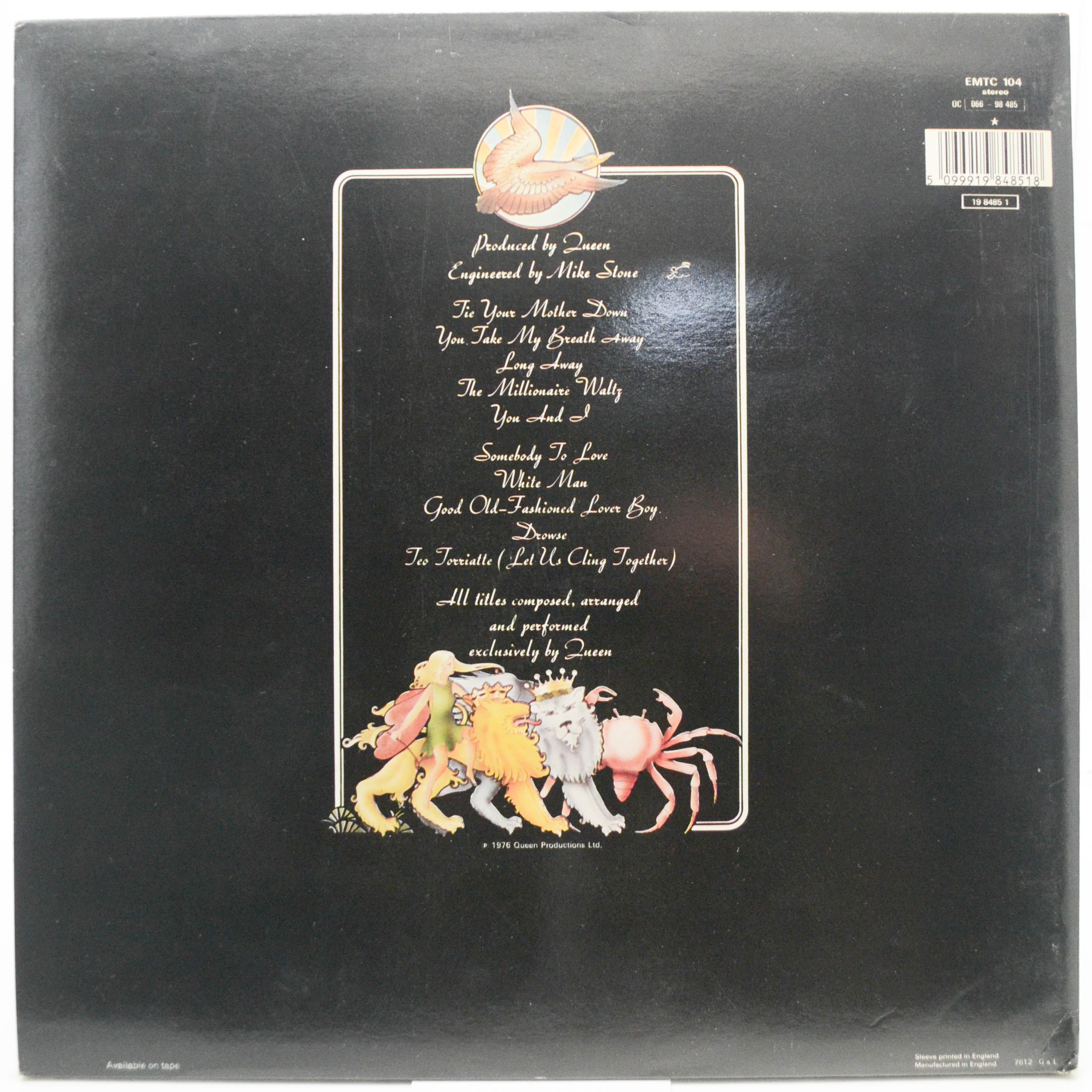 Queen — A Day At The Races (UK), 1976