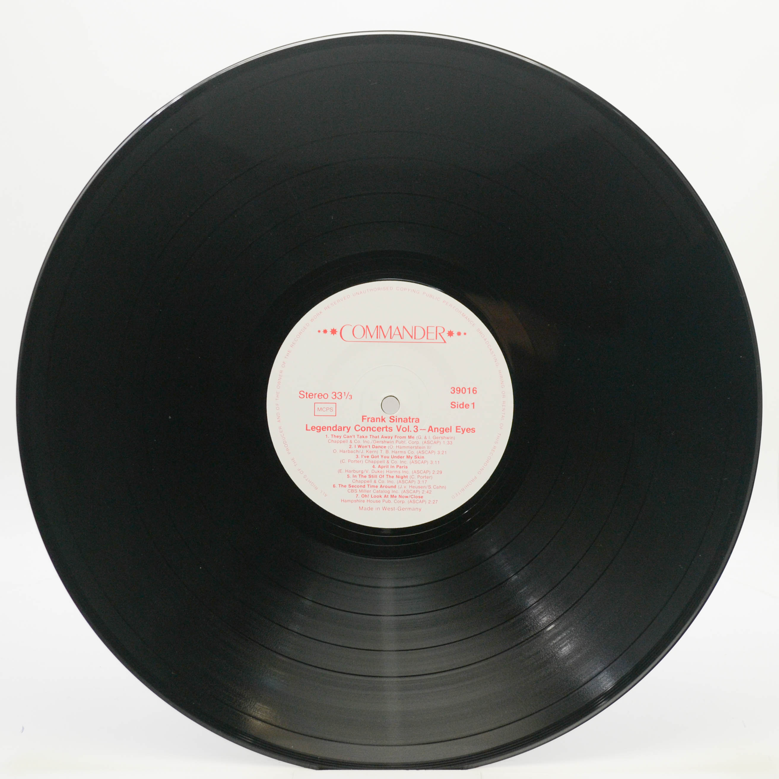 Frank Sinatra — Legendary Concerts Vol. 3 - Angel Eyes, 1979