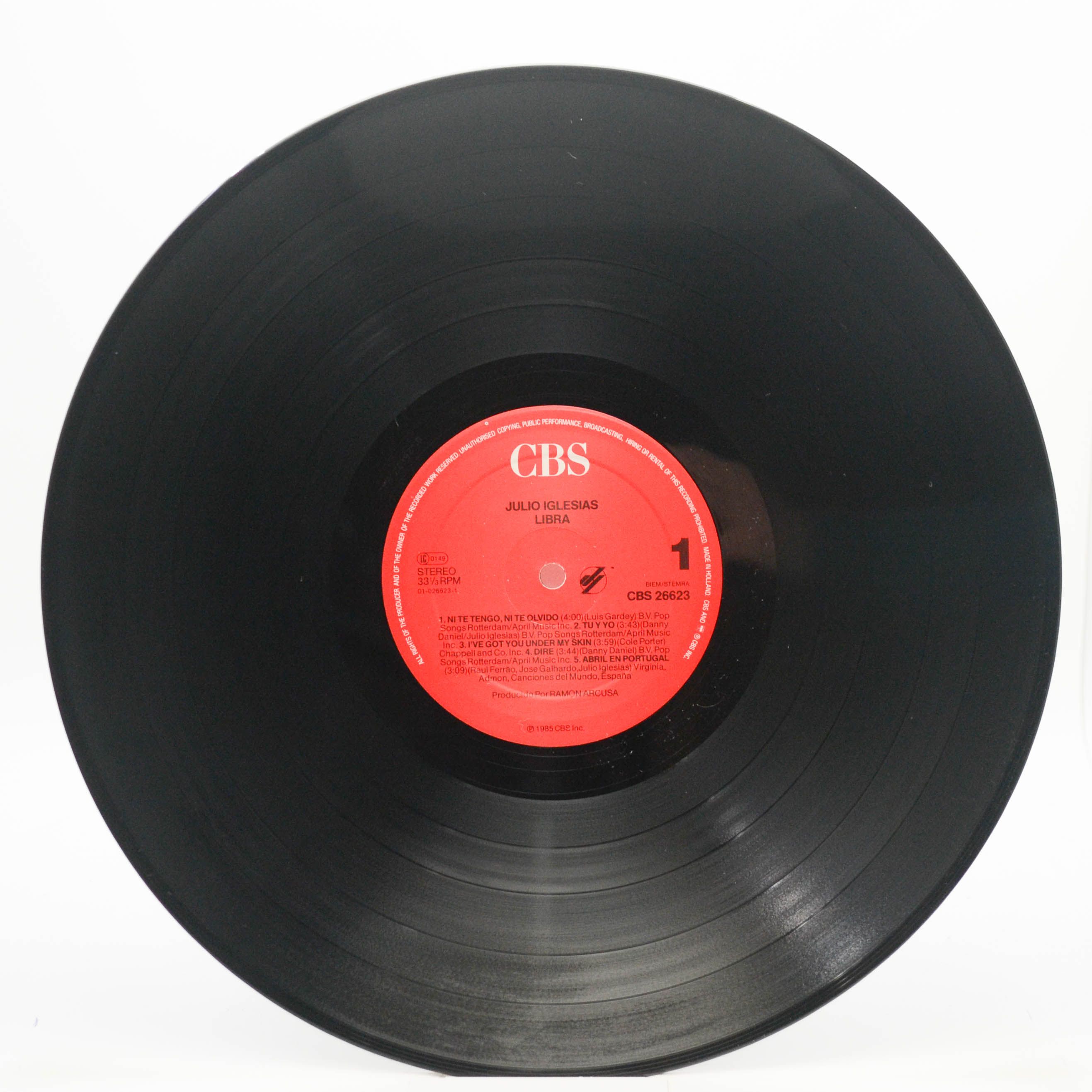 Julio Iglesias — Libra, 1985