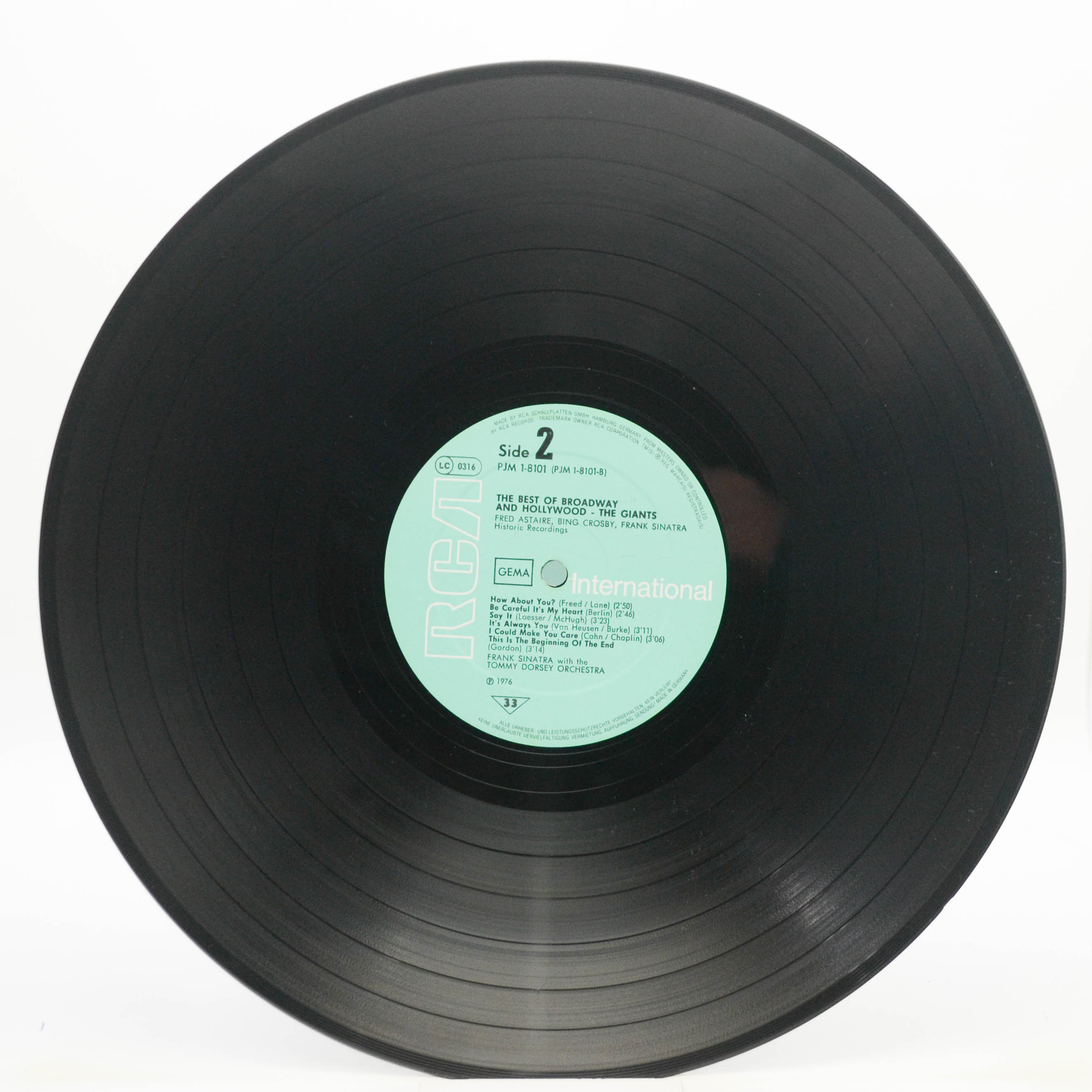 Виниловая пластинка Frank Sinatra, Fred Astaire, Bing Crosby — The Best Of Broadway And Hollywood - The Giants, 1976