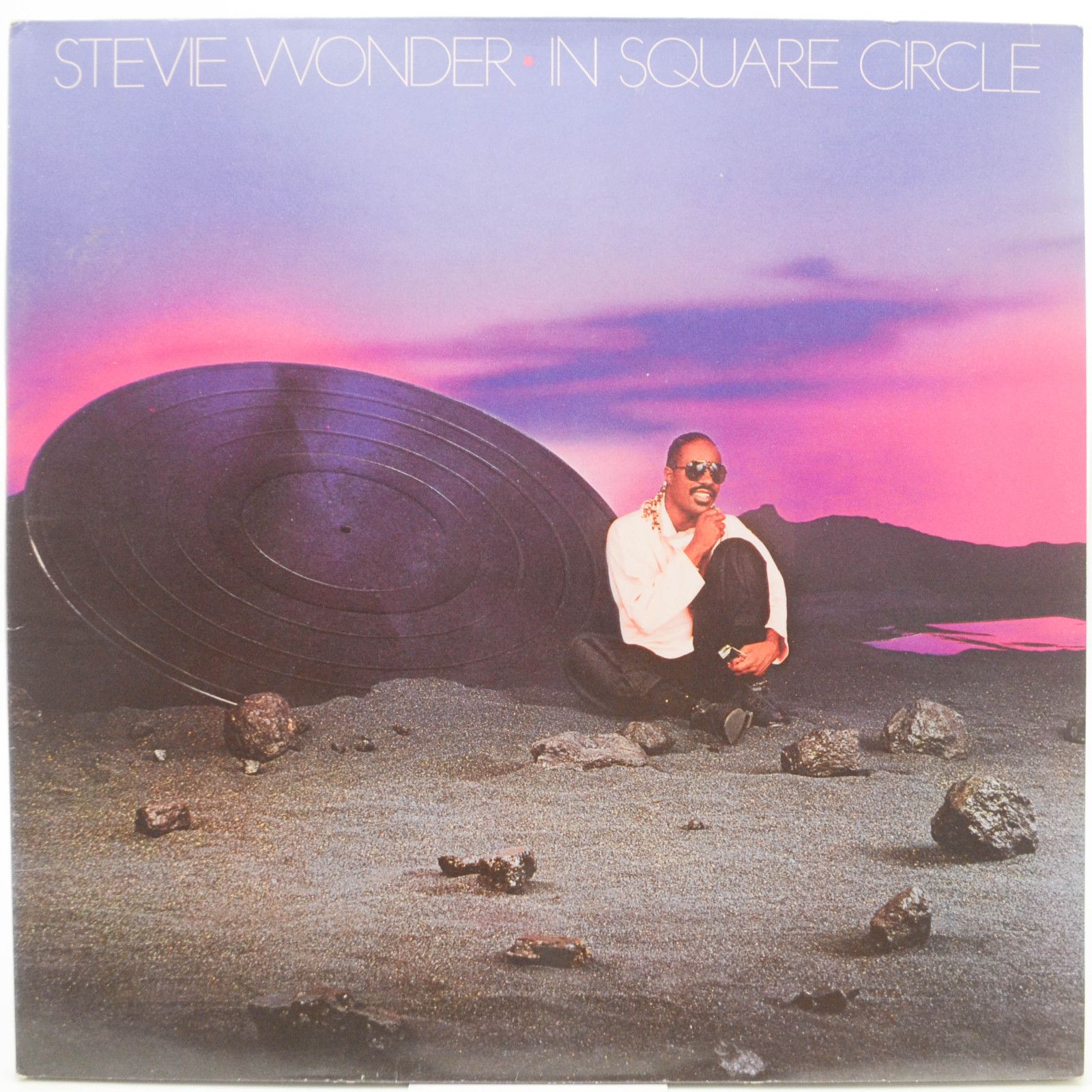 Stevie Wonder — In Square Circle (booklet), 1985