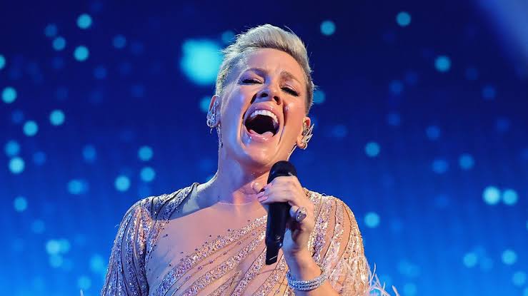 P!NK (Pink)
