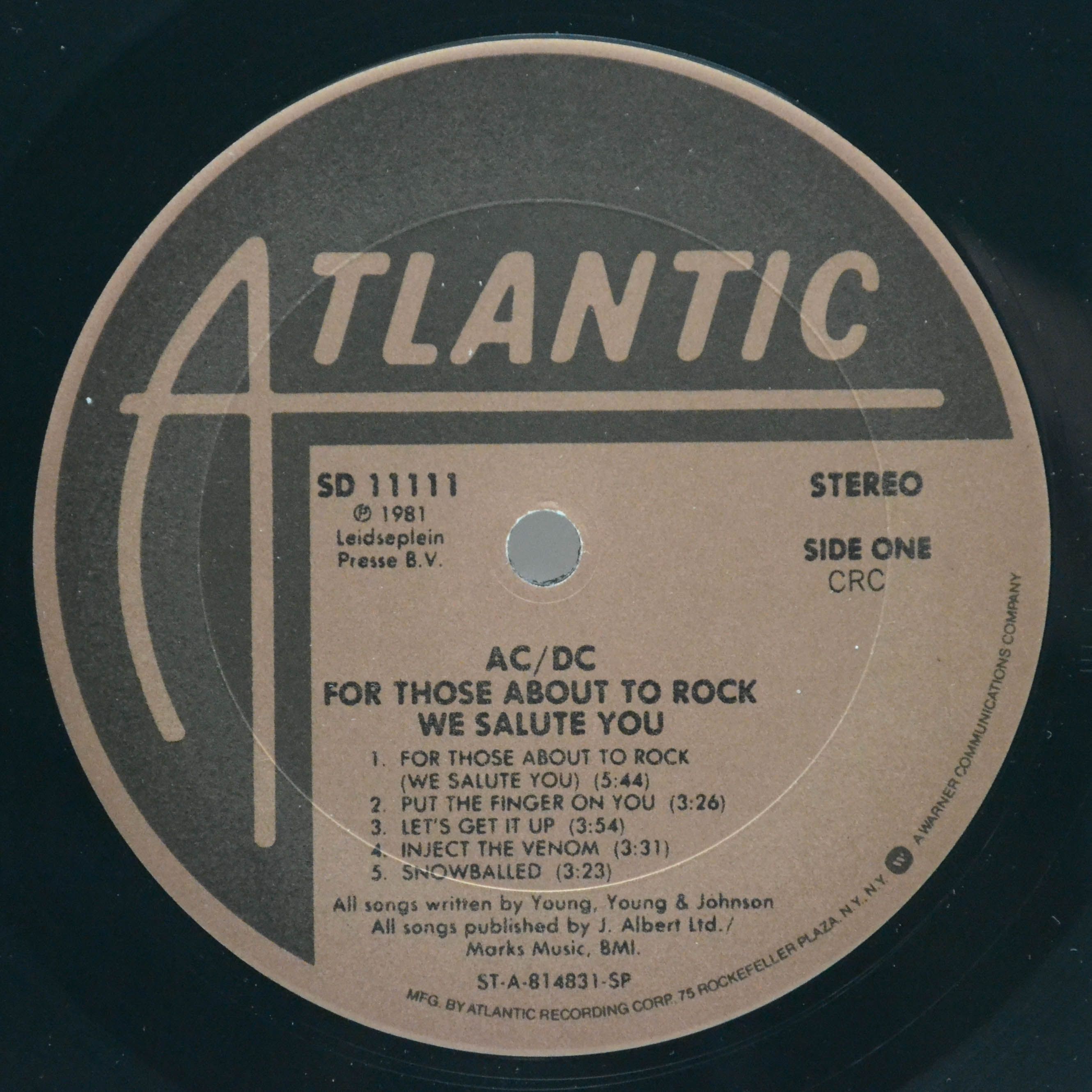 AC/DC — For Those About To Rock (We Salute You) (USA), 1981