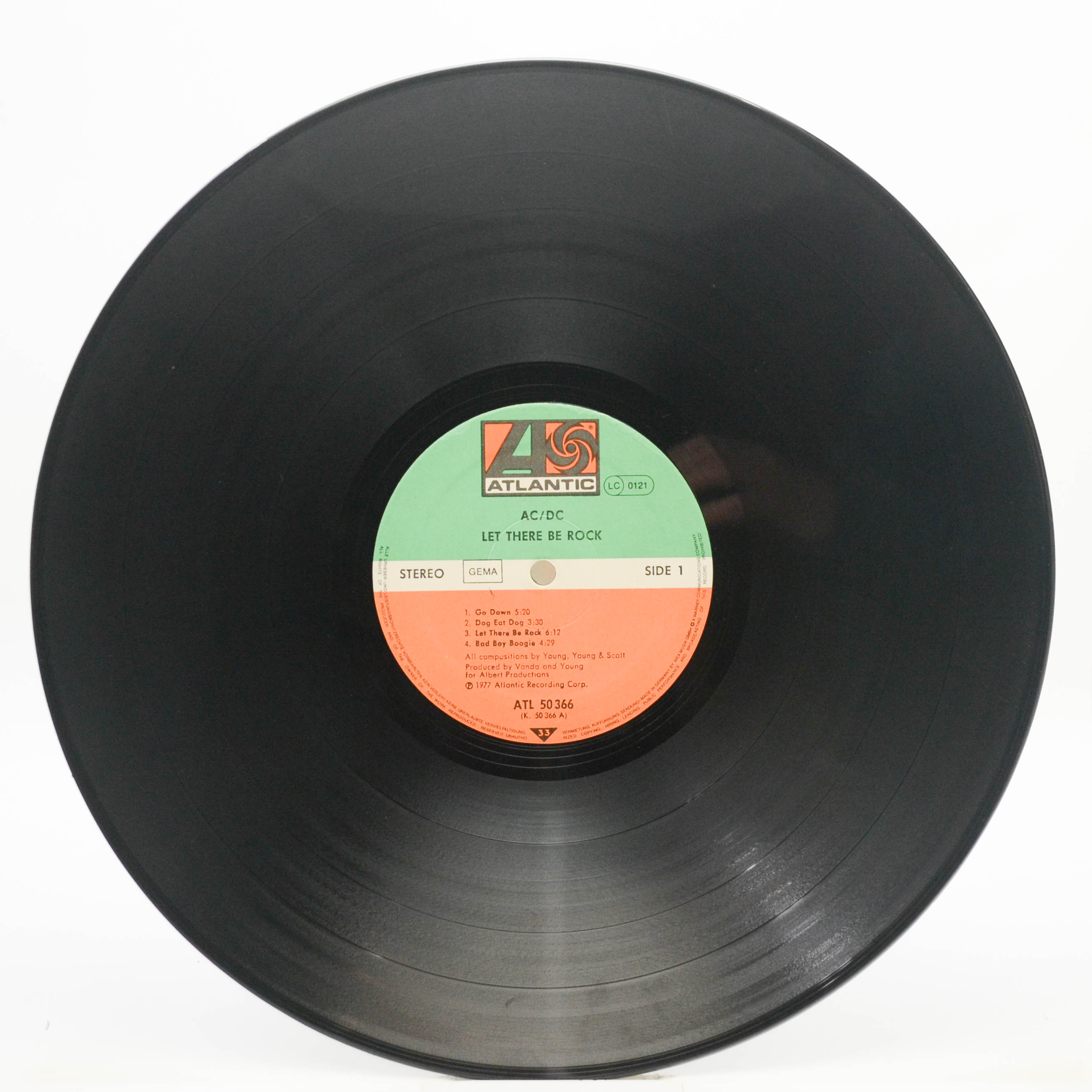 AC/DC — Let There Be Rock, 1977