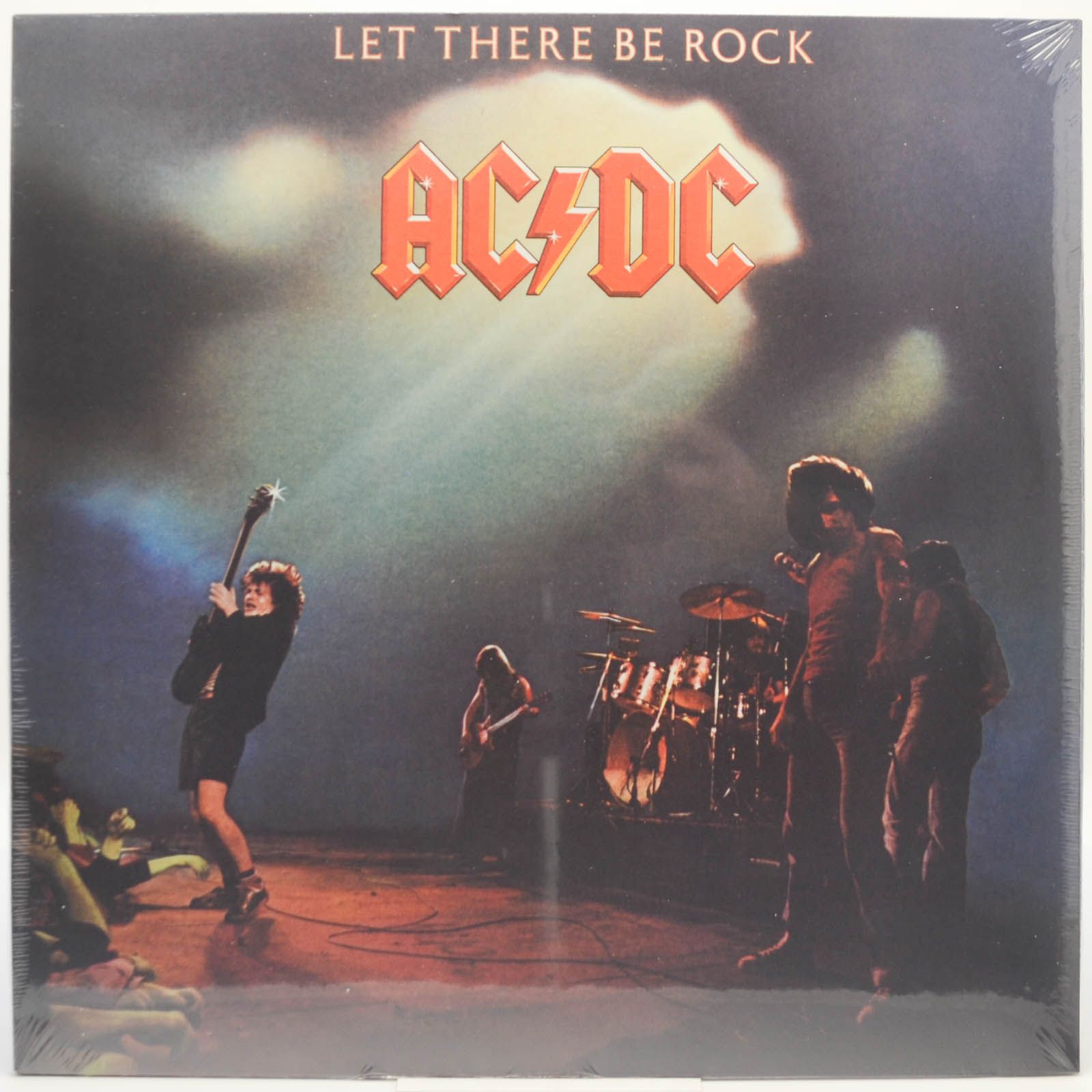 AC/DC — Let There Be Rock, 1977