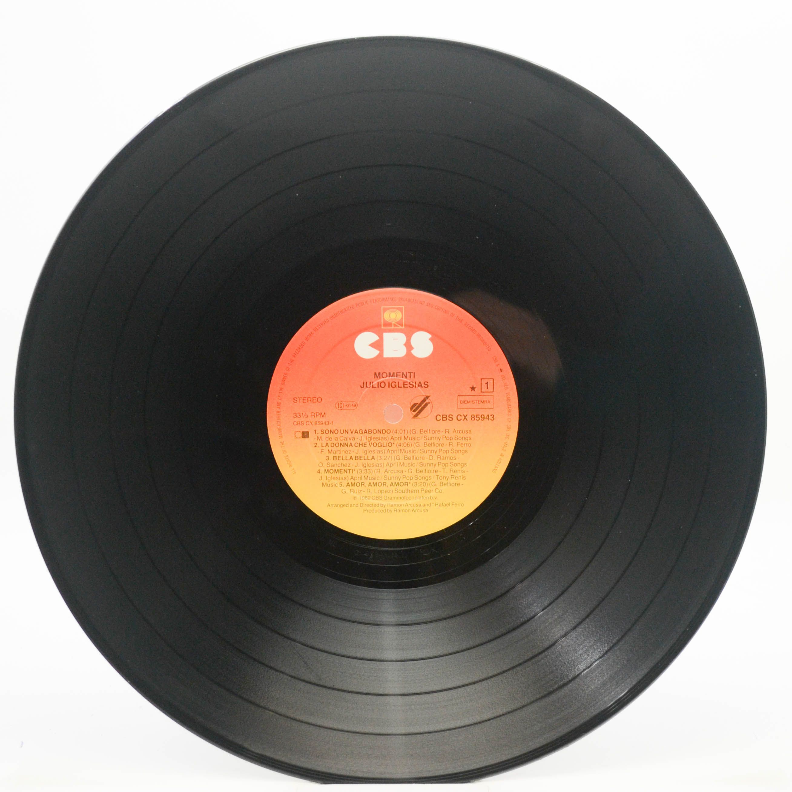 Julio Iglesias — Momenti, 1982