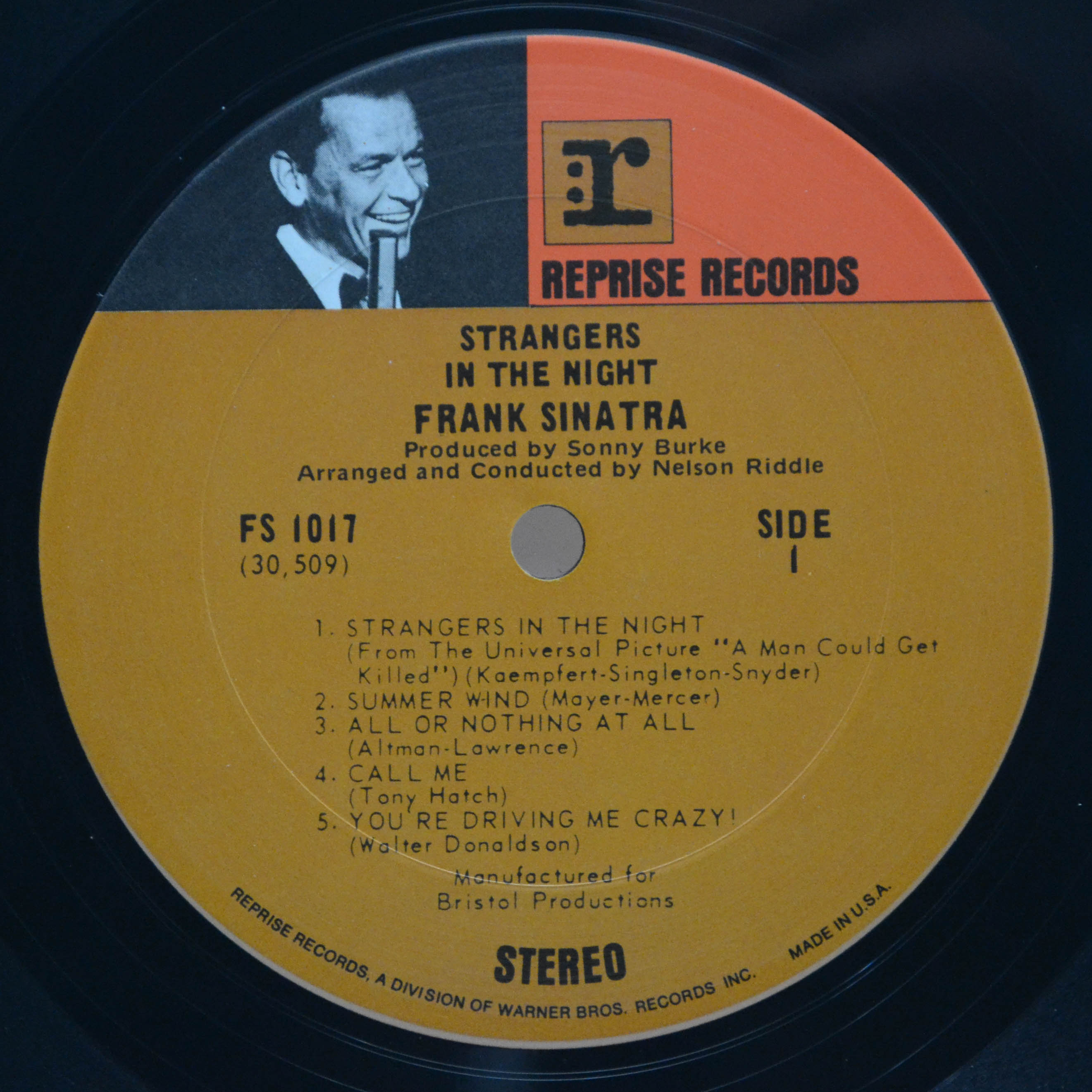 Frank Sinatra — Stranger's In The Night (1-st, USA), 1966