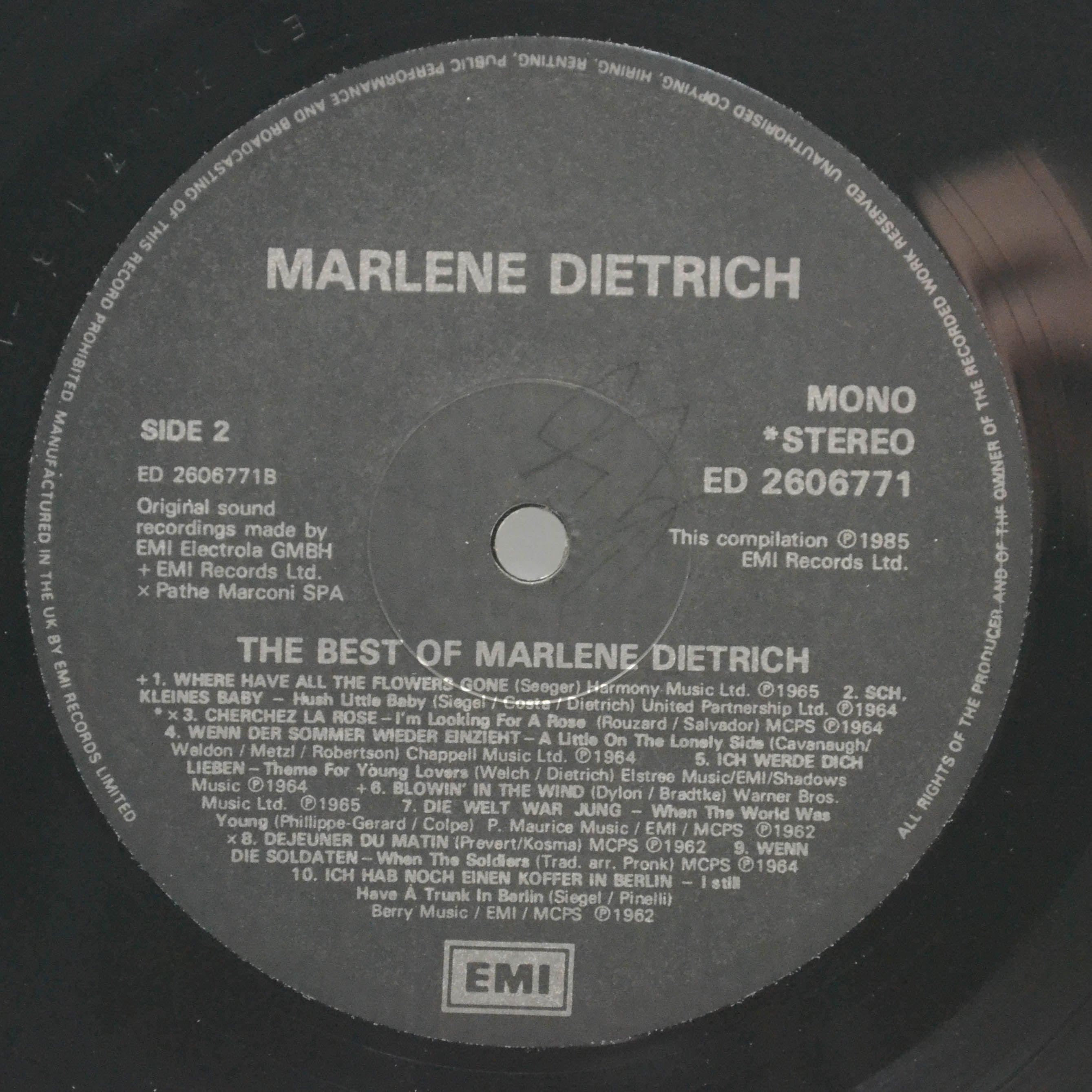 Marlene Dietrich — The Best Of Marlene Dietrich, 1985