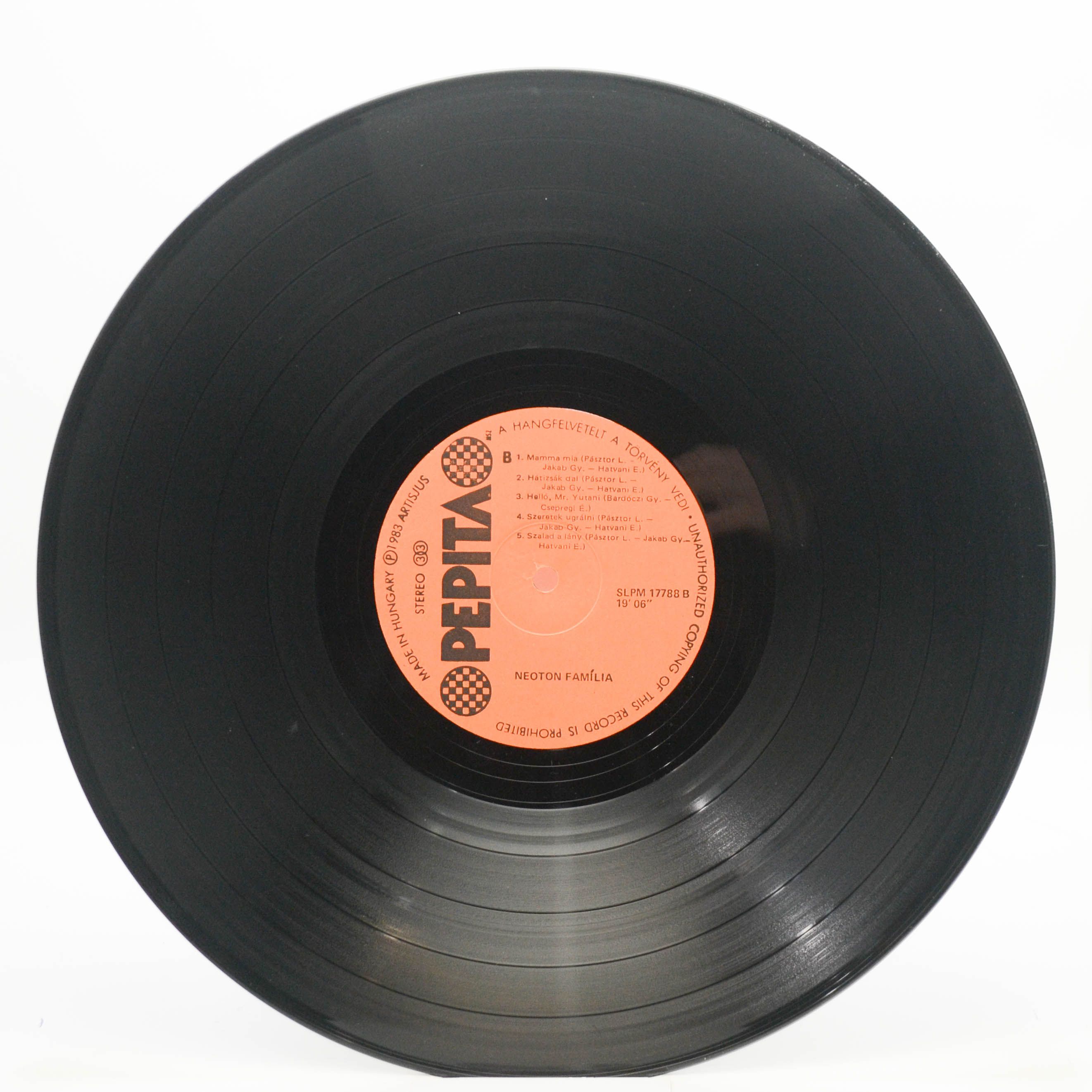 Neoton Família — Neoton Família (1-st, Hungary), 1983