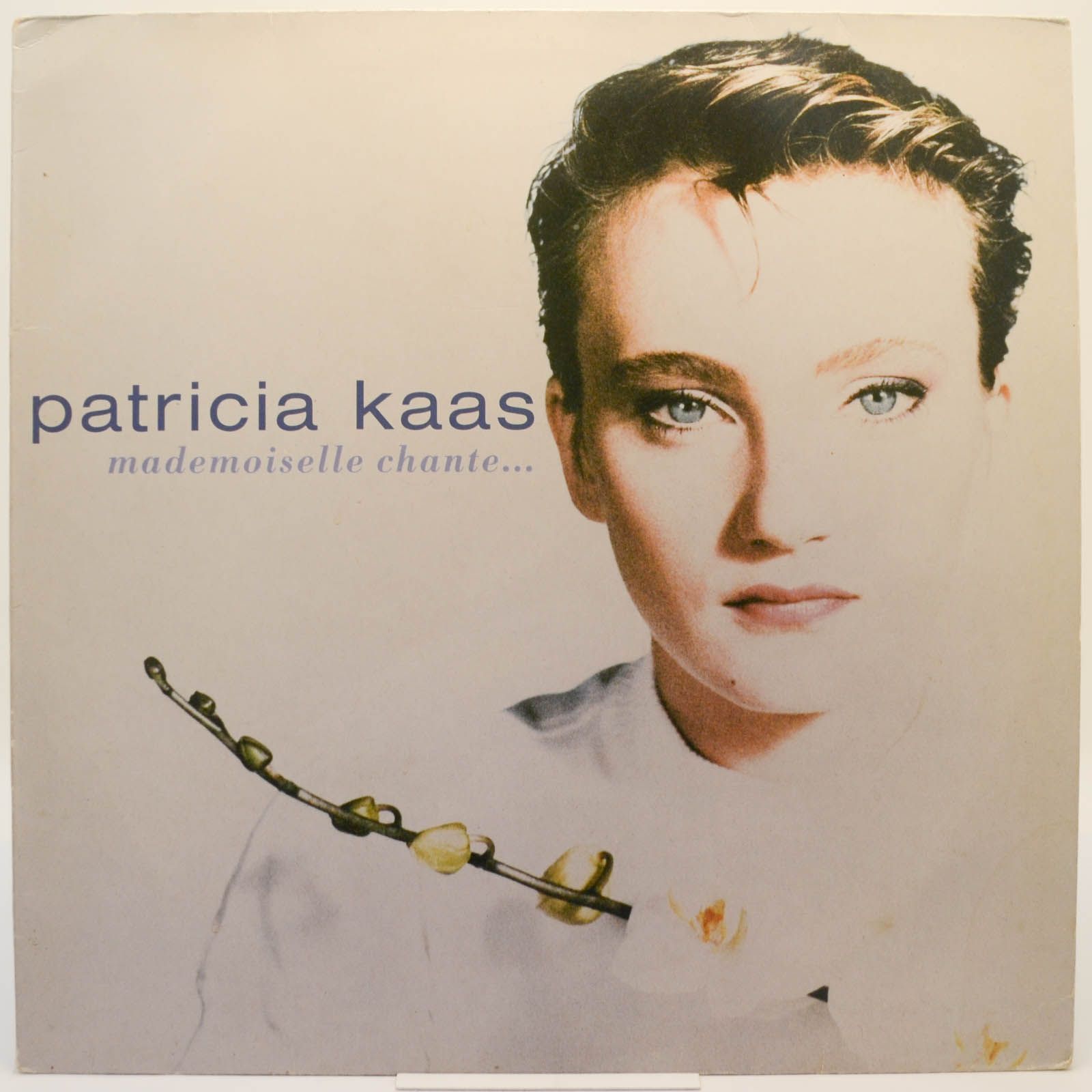 Patricia kaas mademoiselle chante le blue. Patricia Kaas 1988. Patricia Kaas обложки альбомов.