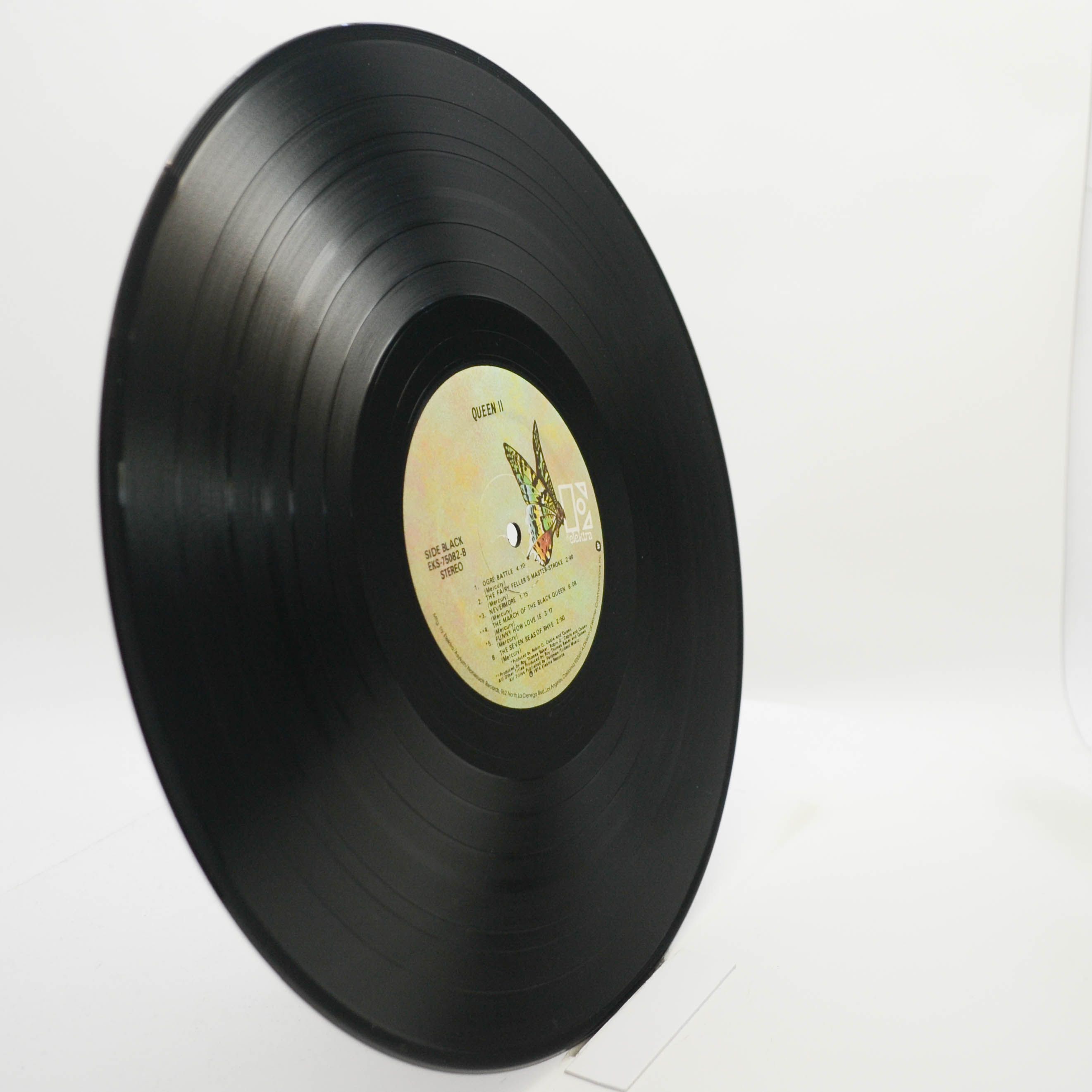 Queen — Queen II (USA), 1974