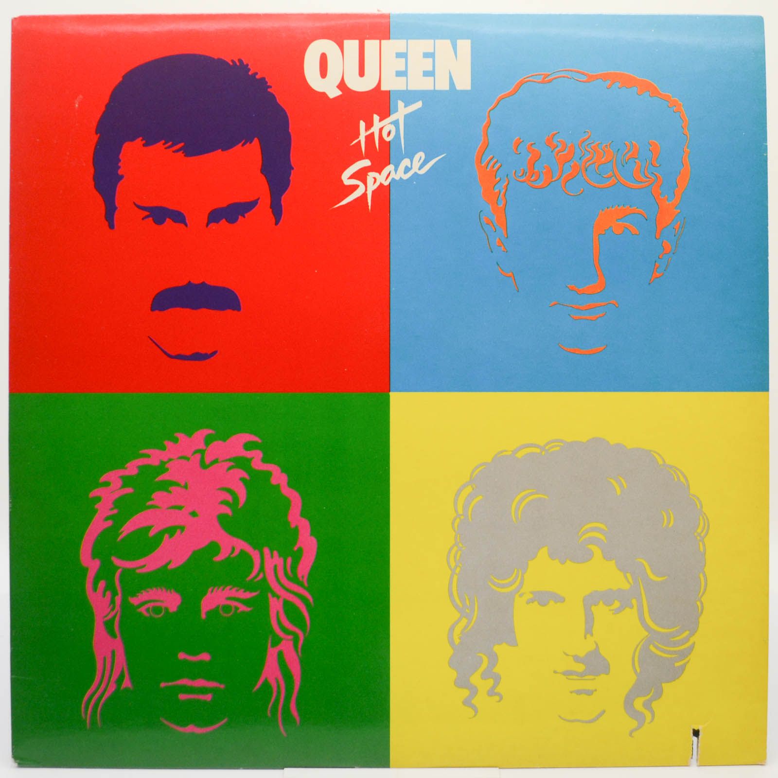 Куин слушать альбомы. Queen hot Space 1982. Группа Queen альбомы. Queen обложка.