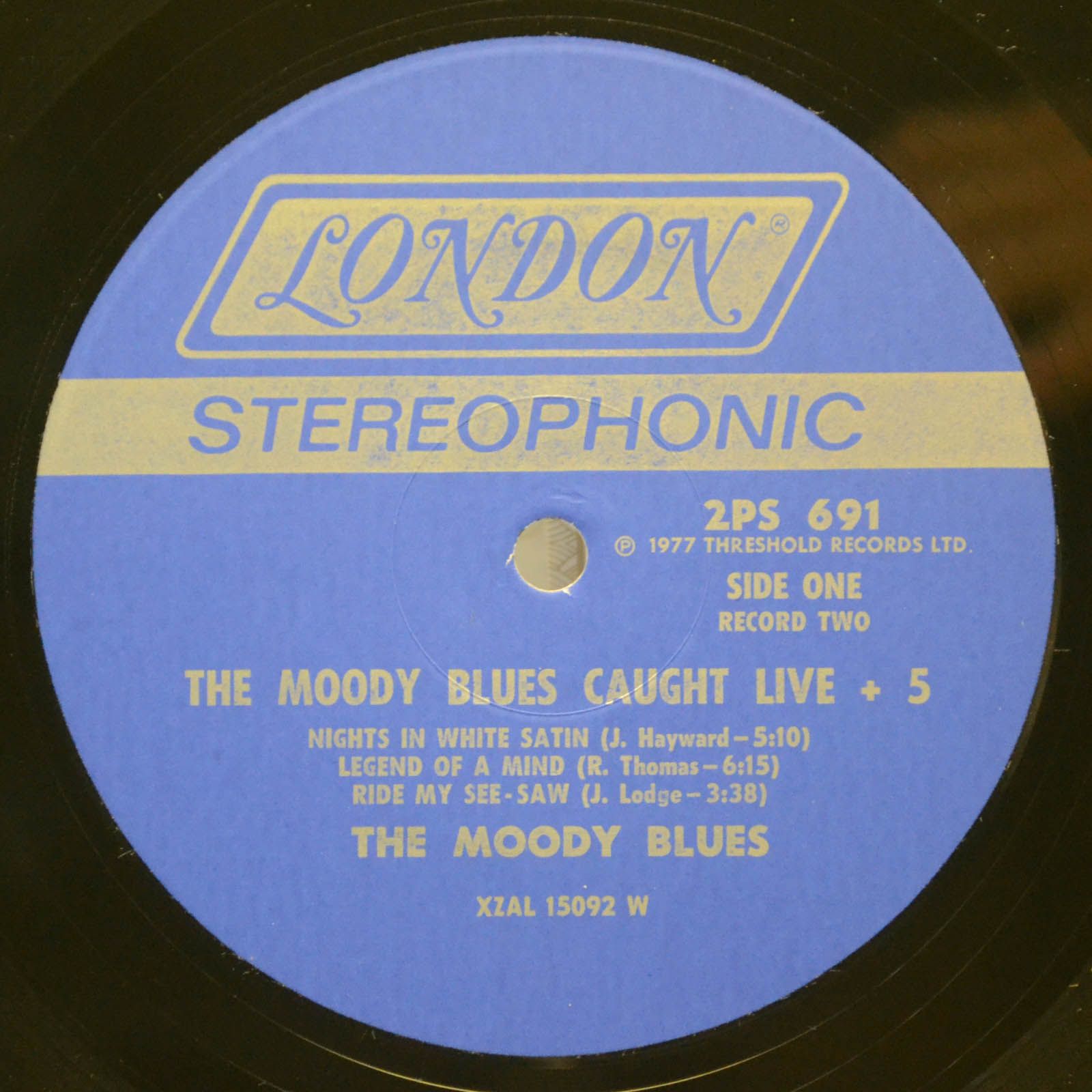 Moody Blues — Caught Live +5 (2LP, USA), 1977