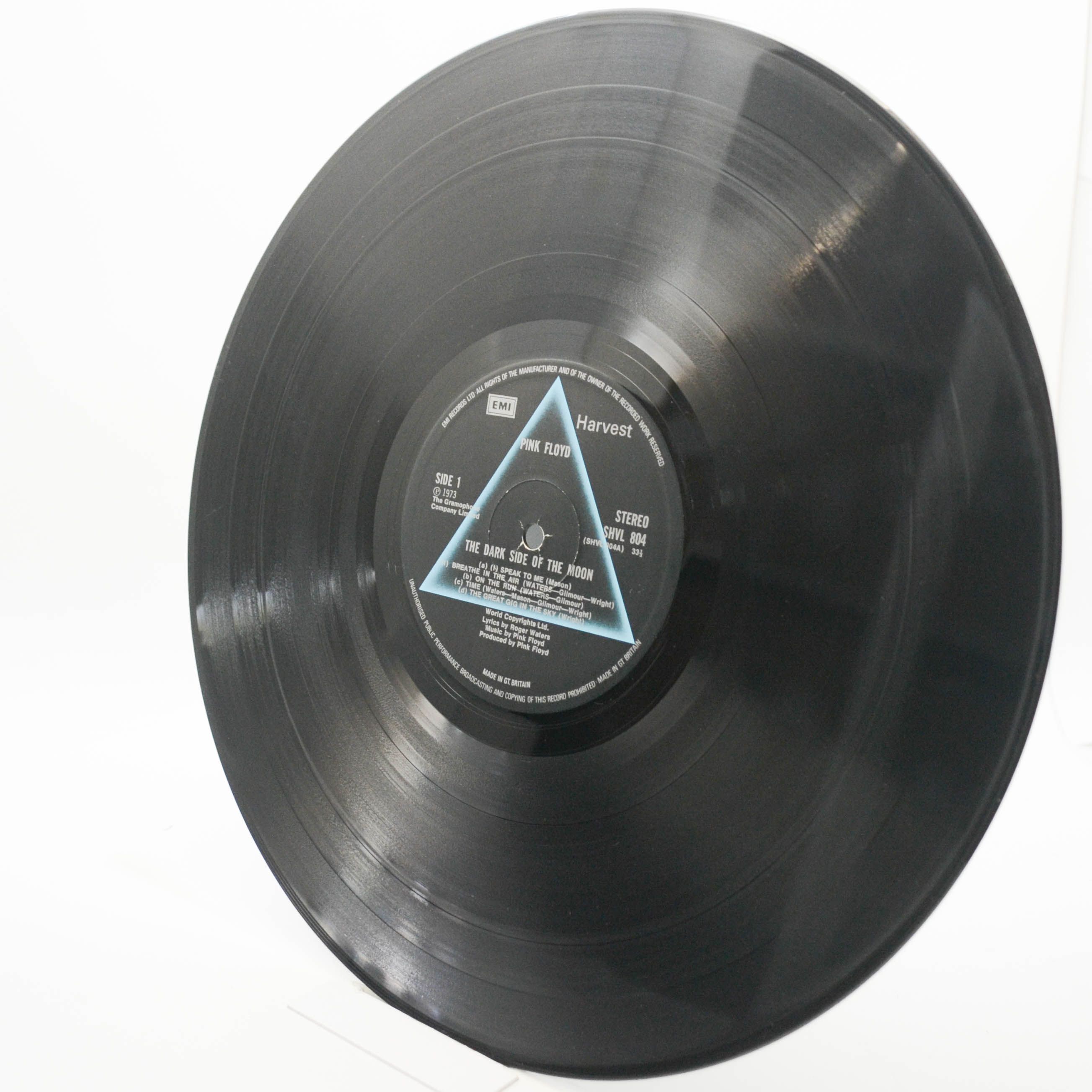 Pink Floyd — The Dark Side Of The Moon (UK), 1973