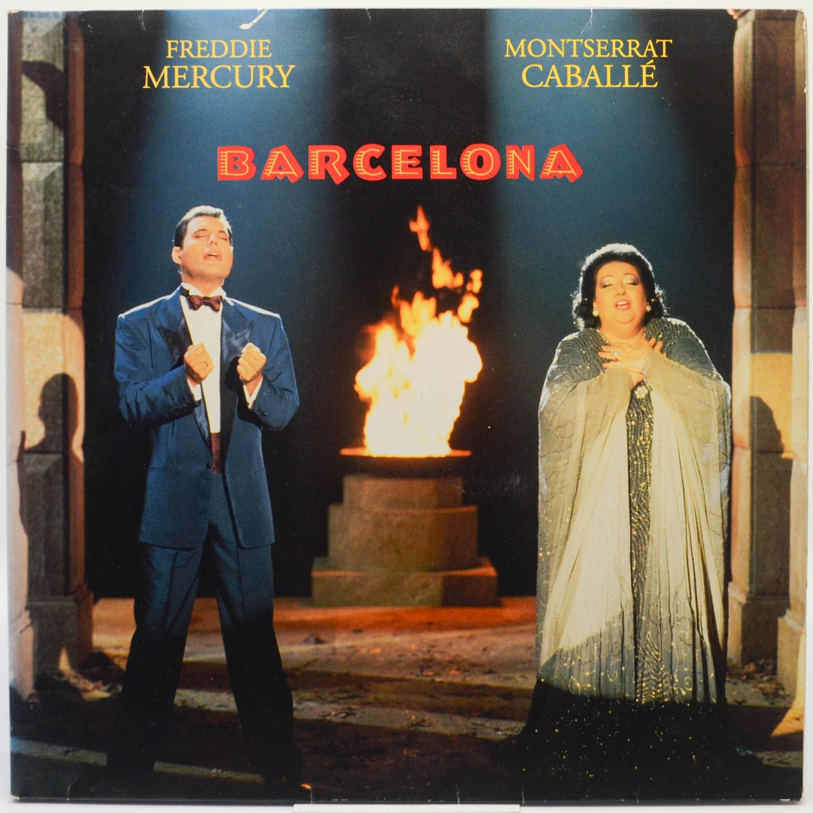 Freddie Mercury & Montserrat Caballé — Barcelona (UK), 1988