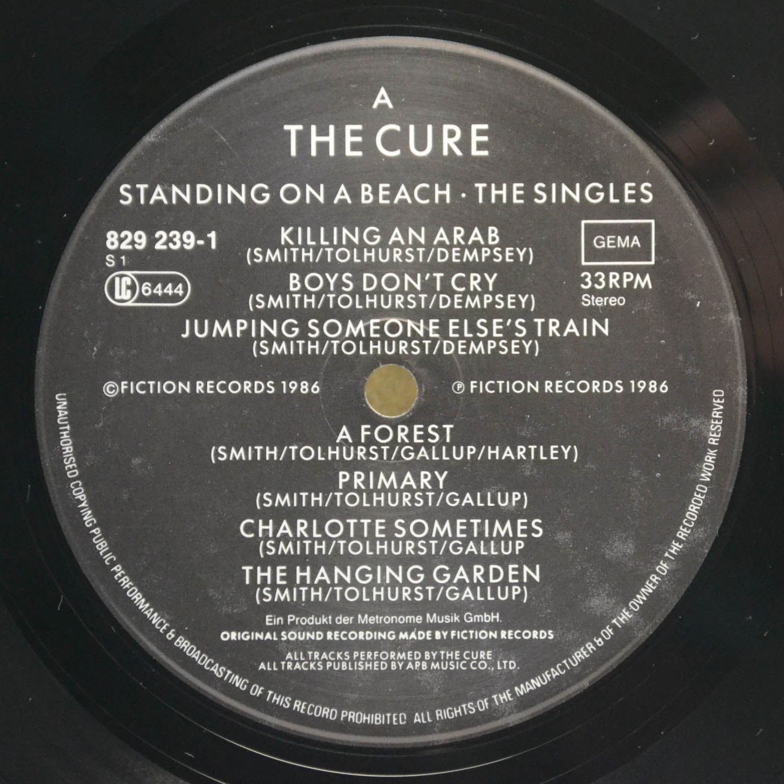 Cure — Standing On A Beach · The Singles, 1986